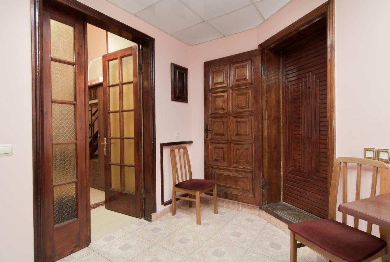 Rent Apartments Grecheskaya 50 Odessa Eksteriør billede